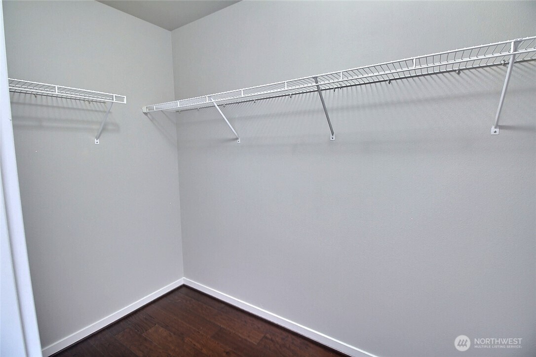 23300 Southeast Black Nugget Road, Unit H2 Issaquah, WA 98029 - Photo 23 of 36