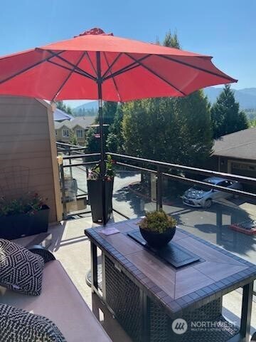 23300 Southeast Black Nugget Road, Unit H2 Issaquah, WA 98029 - Photo 32 of 36