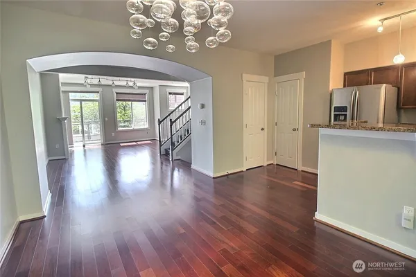 $3,500 | 23300 Southeast Black Nugget Road, Unit H2, Issaquah, WA 98029