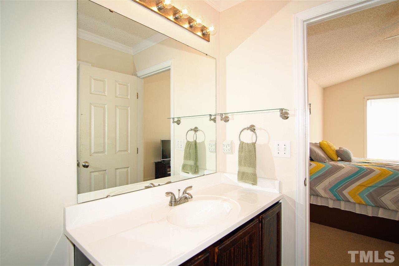 4336 Mantua Way Raleigh, NC 27604 - Photo 13 of 25 Gallery Image 13