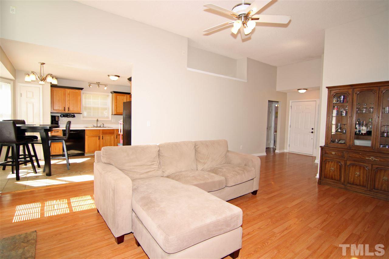 4336 Mantua Way Raleigh, NC 27604 - Photo 4 of 25 Gallery Image 4
