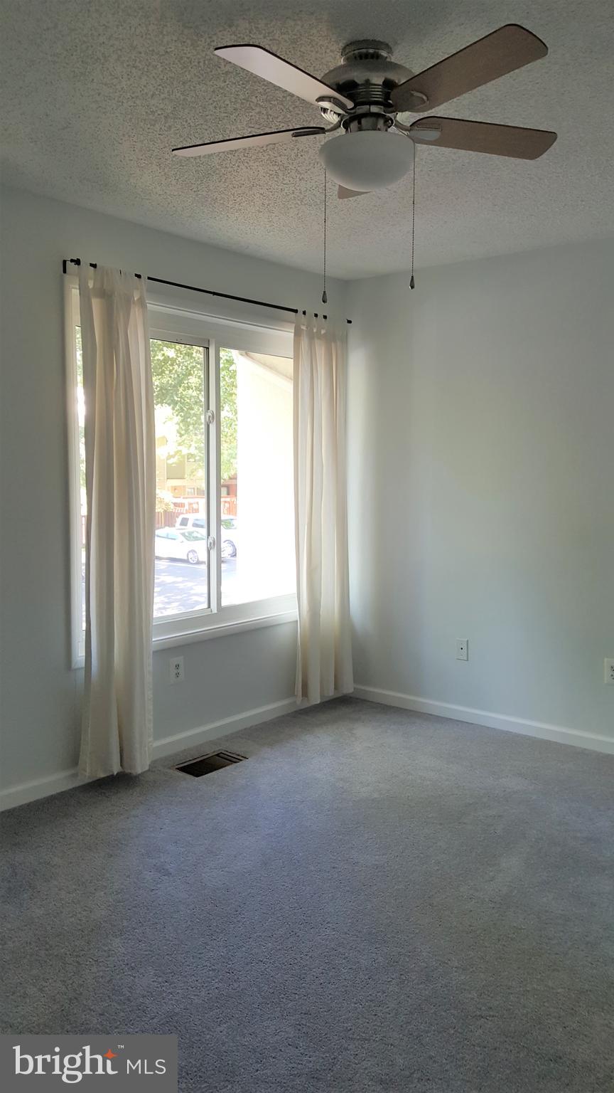 2393 Southgate Square Reston, VA 20191 - Photo 11 of 19