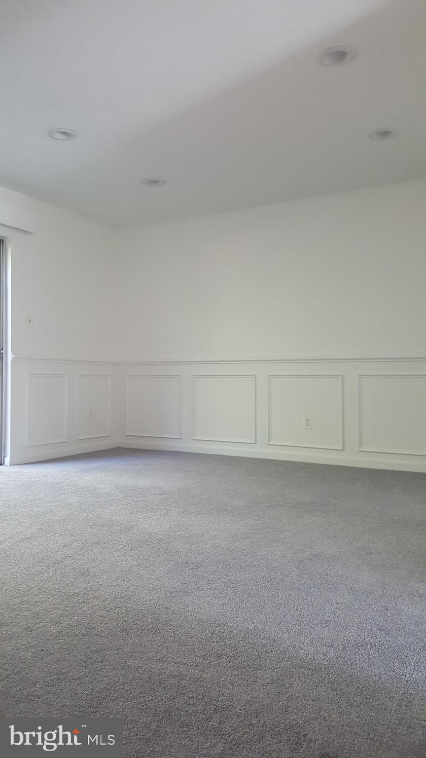 2393 Southgate Square Reston, VA 20191 - Photo 9 of 19