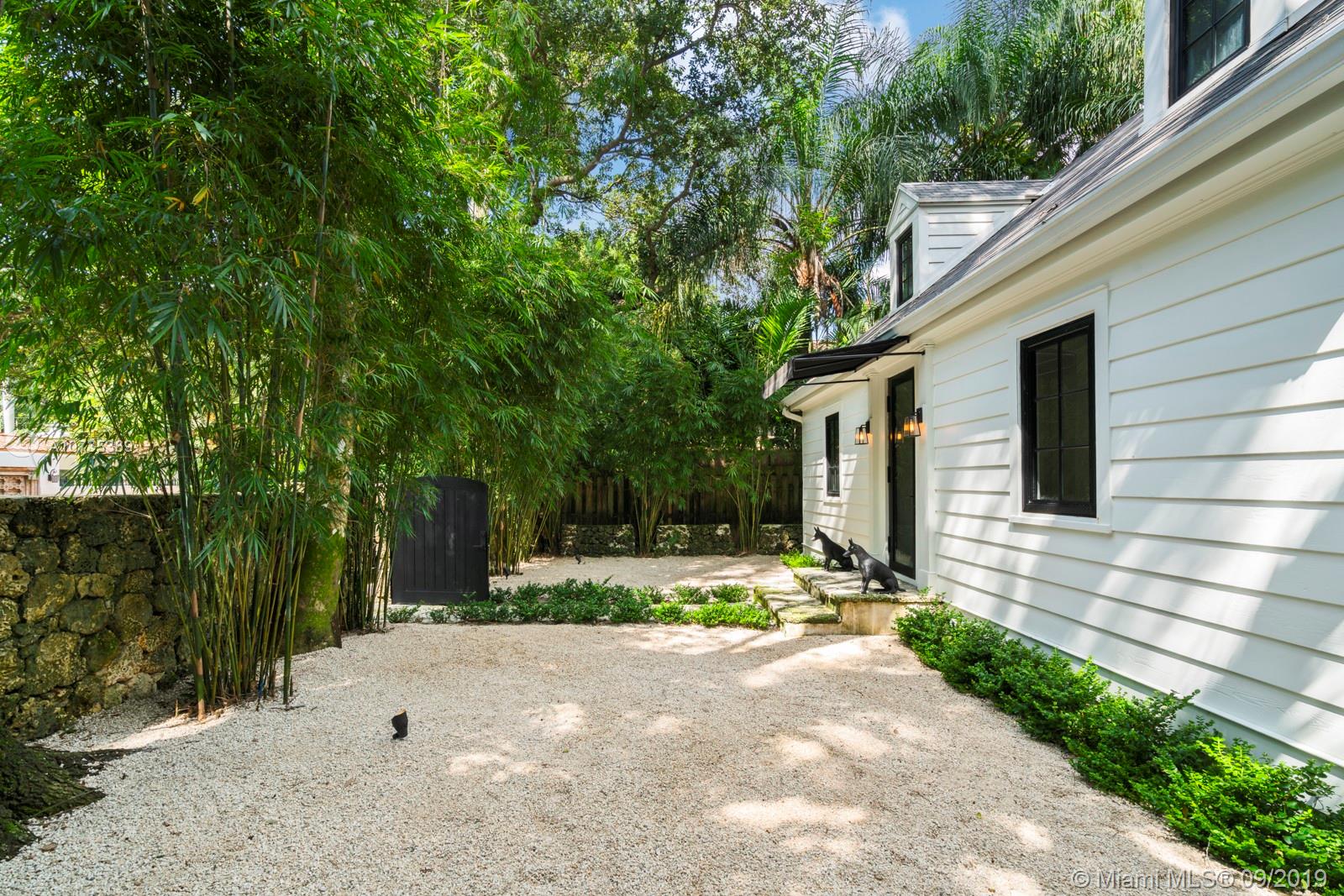 3679 Bougainvillea Road Miami, FL 33133 - Photo 2 of 35