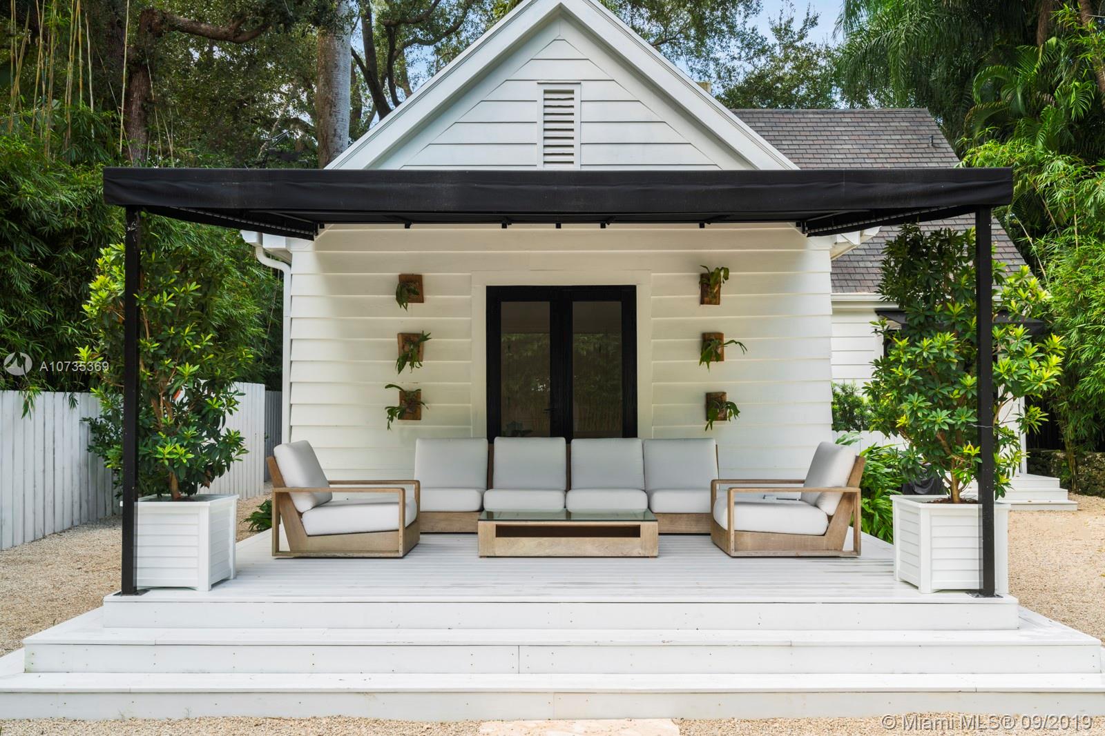 3679 Bougainvillea Road Miami, FL 33133 - Photo 25 of 35