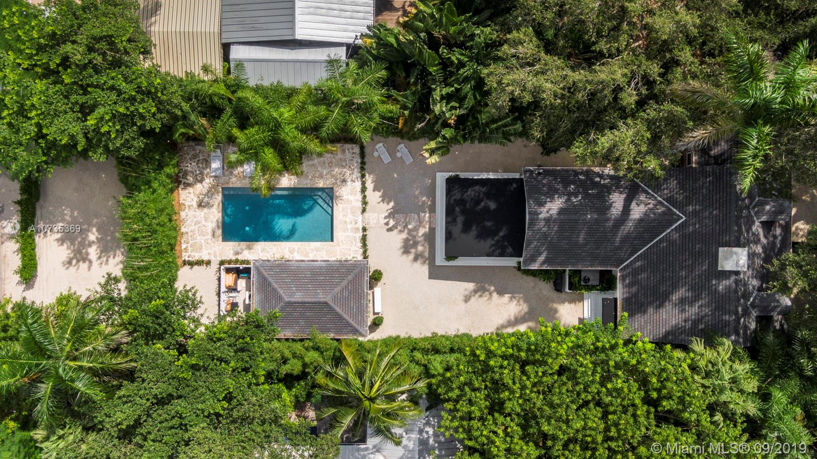 3679 Bougainvillea Road Miami, FL 33133 - Photo 28 of 35