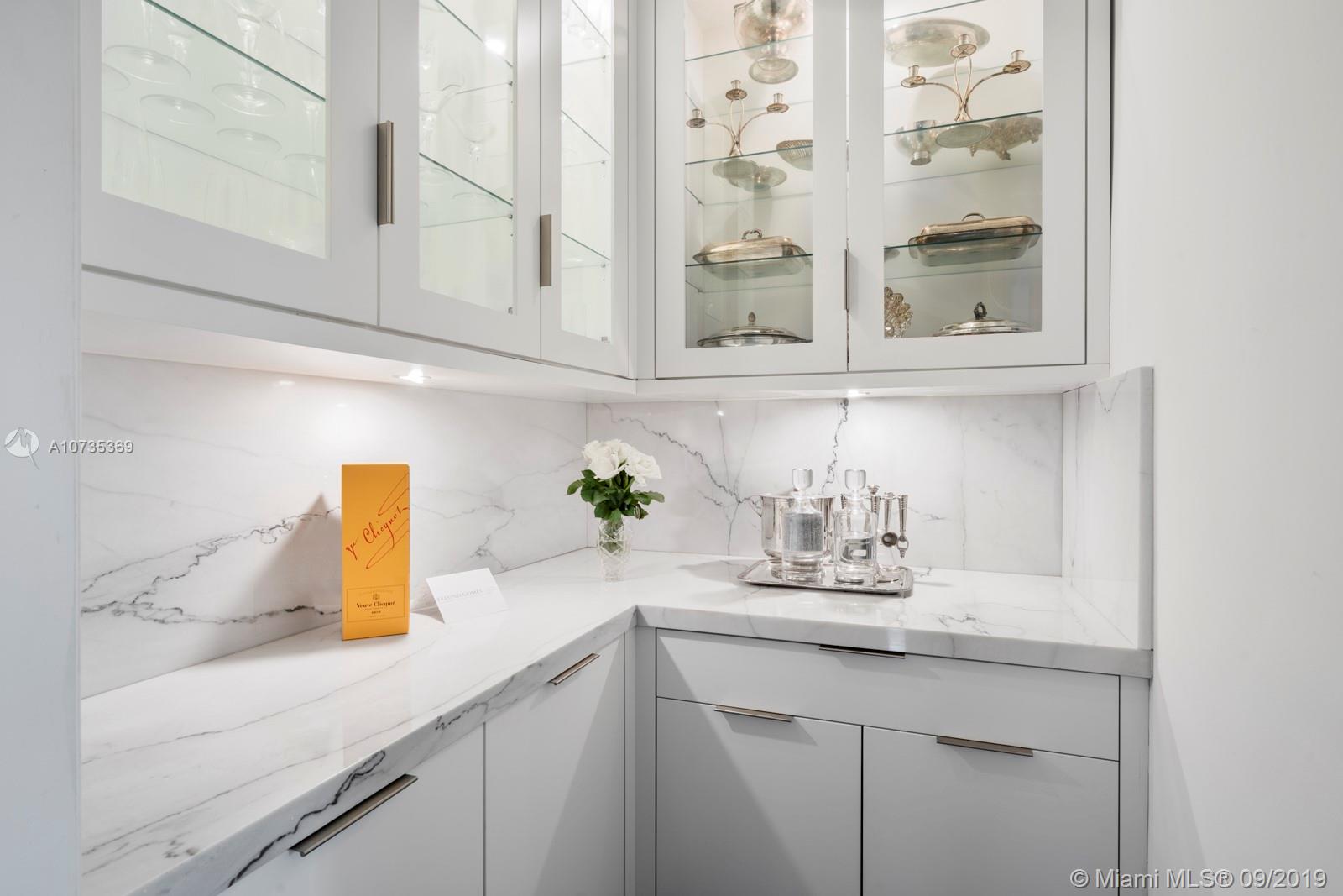 3679 Bougainvillea Road Miami, FL 33133 - Photo 10 of 35