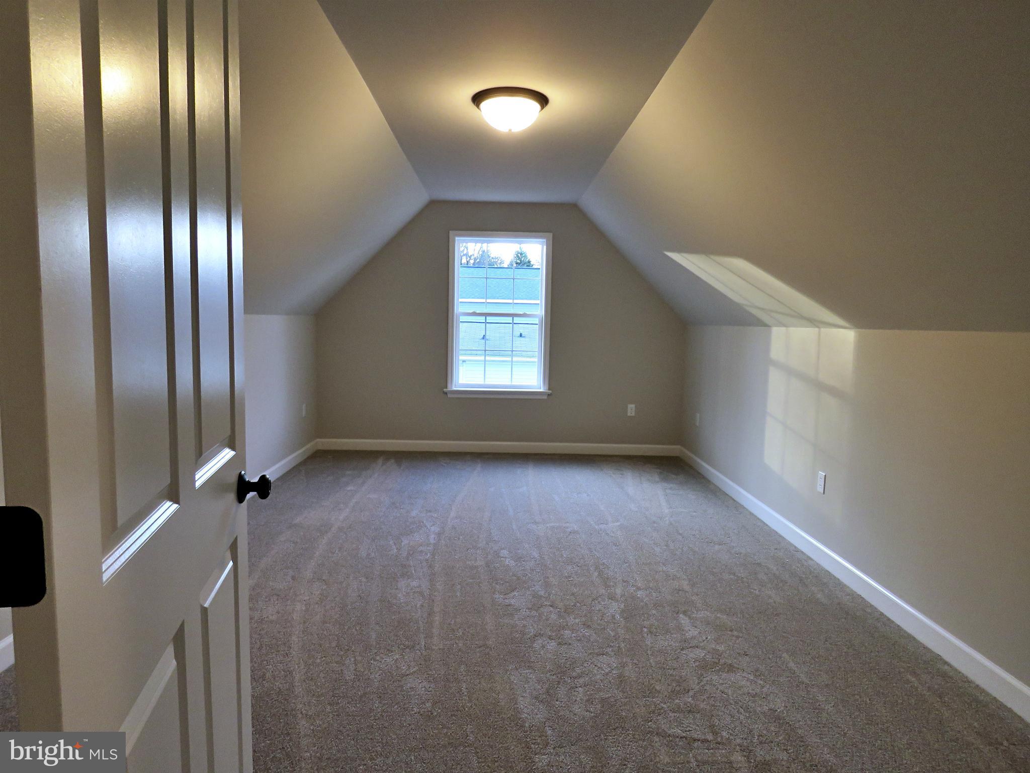 684 Hopeland Road Lititz, PA 17543 - Photo 16 of 21 Gallery Image 16