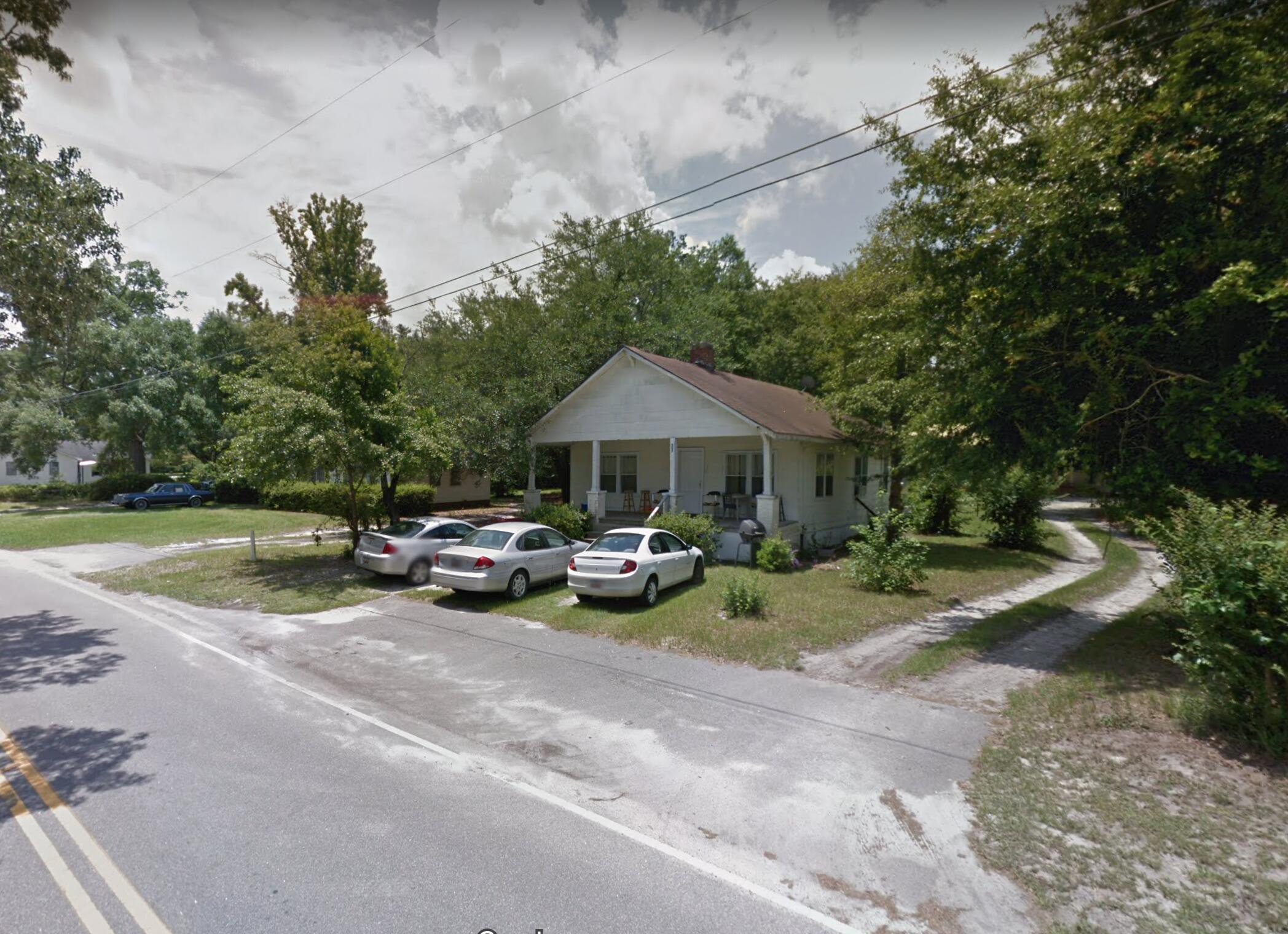 307-309 Alabama Street Hampton, SC 29924 - Photo 5 of 9 Screenshot 2023-04-23 at 8.57.01 AM
