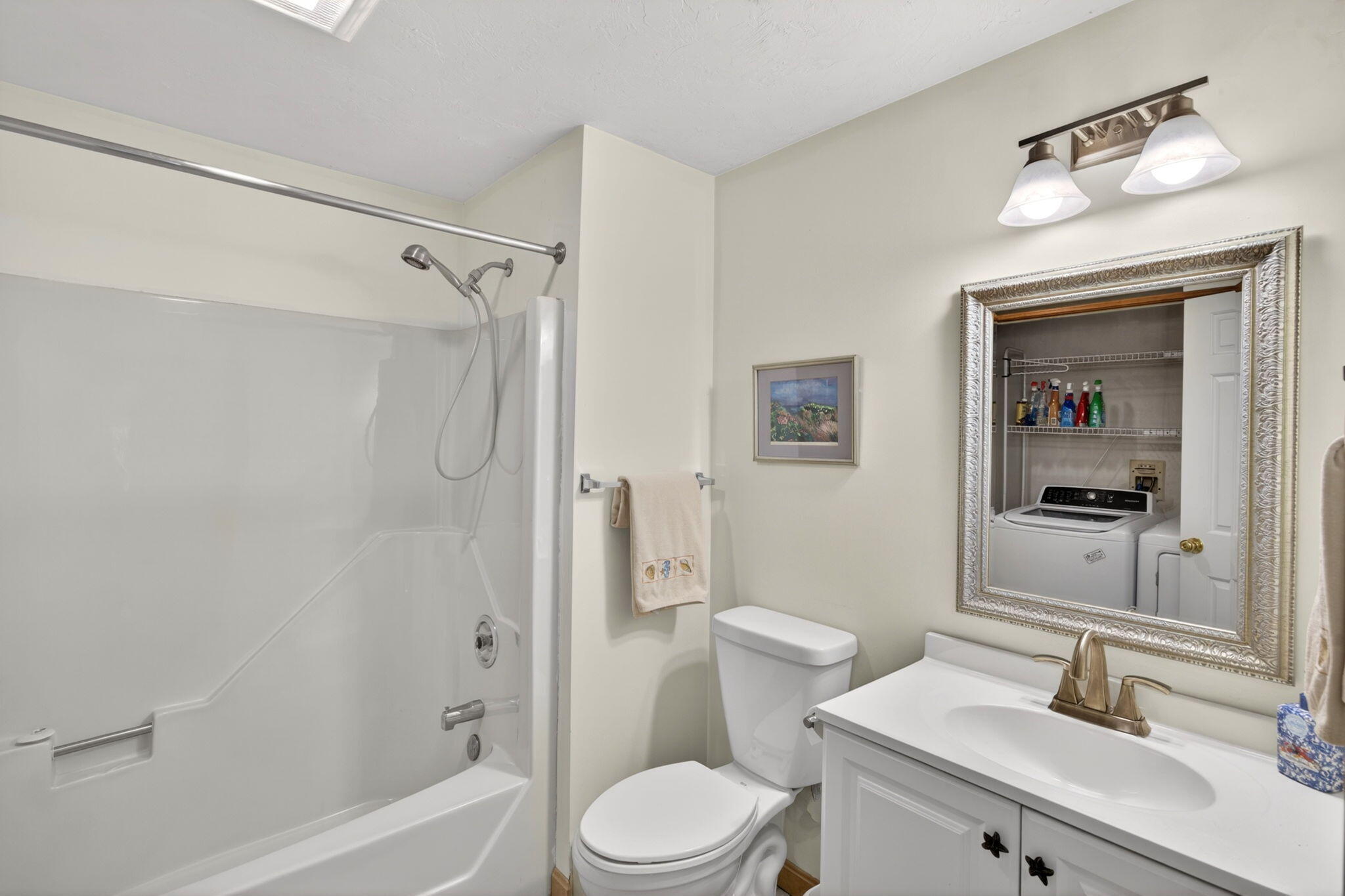 80 Roosevelt Road Cotuit, MA 02635 - Photo 36 of 44 27-27-8P0A4449