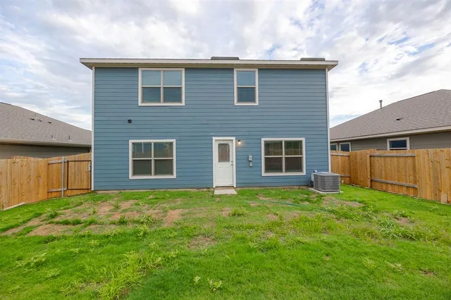 $350,000 | 13608 Mineral Road, Ponder, TX 76259