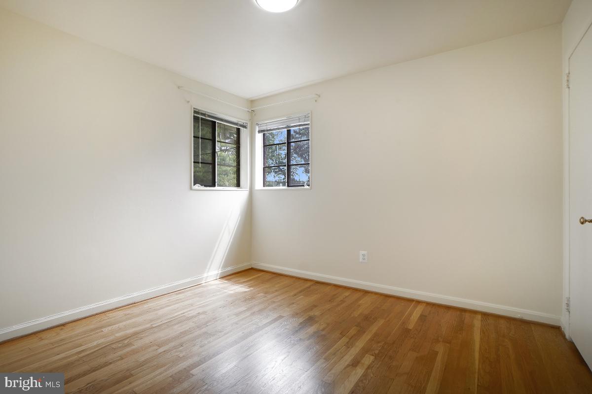 6830 Inverness Drive Springfield, VA 22150 - Photo 19 of 33