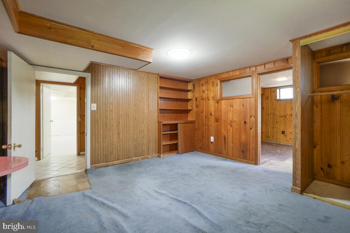 6830 Inverness Drive Springfield, VA 22150 - Photo 22 of 33