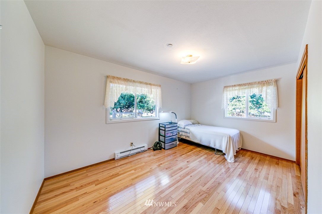 2038 East Lindberg Road Port Angeles, WA 98362 - Photo 14 of 40 Gallery Image 14
