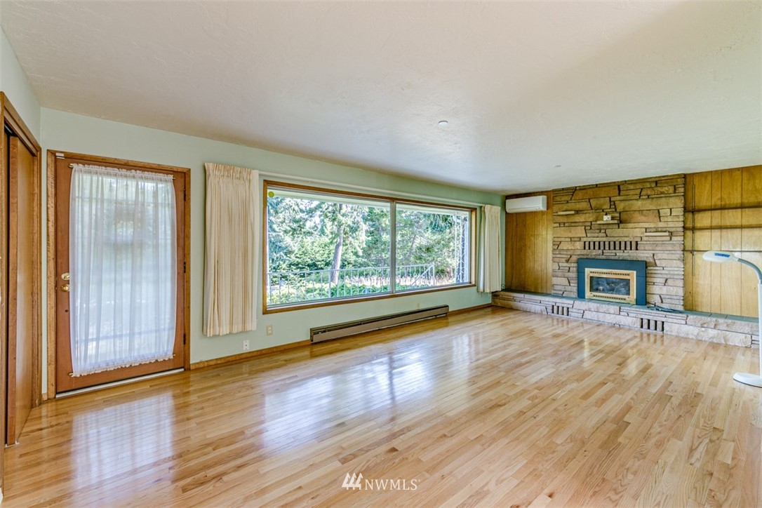 2038 East Lindberg Road Port Angeles, WA 98362 - Photo 3 of 40 Gallery Image 3