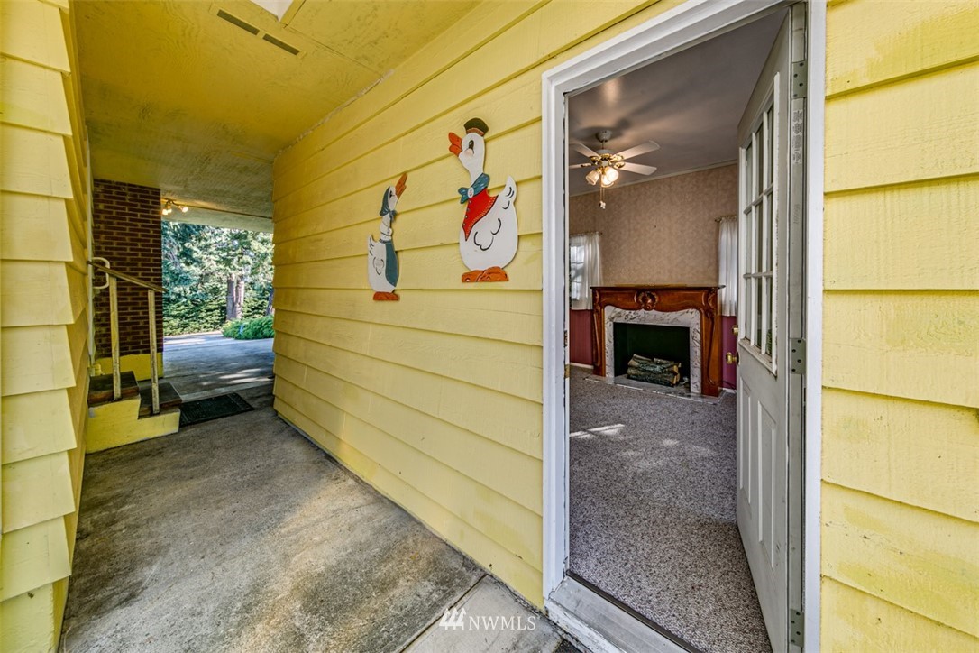2038 East Lindberg Road Port Angeles, WA 98362 - Photo 34 of 40 Gallery Image 34