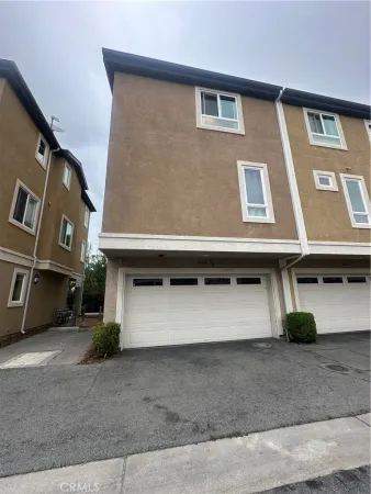 $650,000 | 14685 Sherman Way, Van Nuys, CA 91405