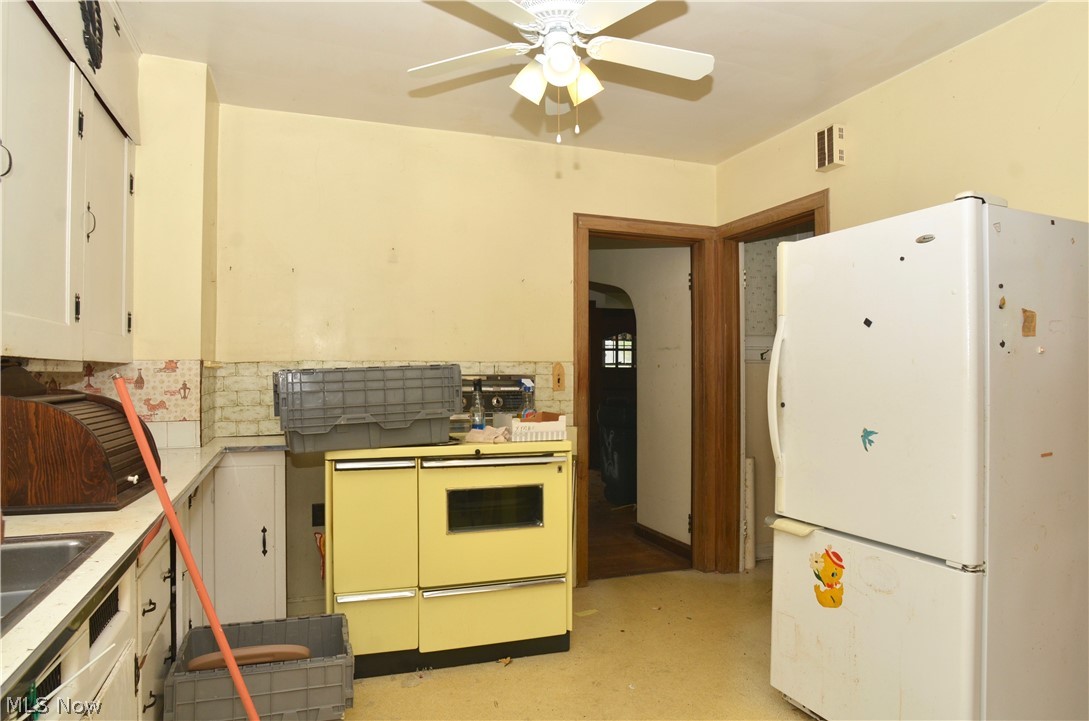 25670 Cook Road Olmsted Falls, OH 44138 - Photo 13 of 35 Gallery Image 13