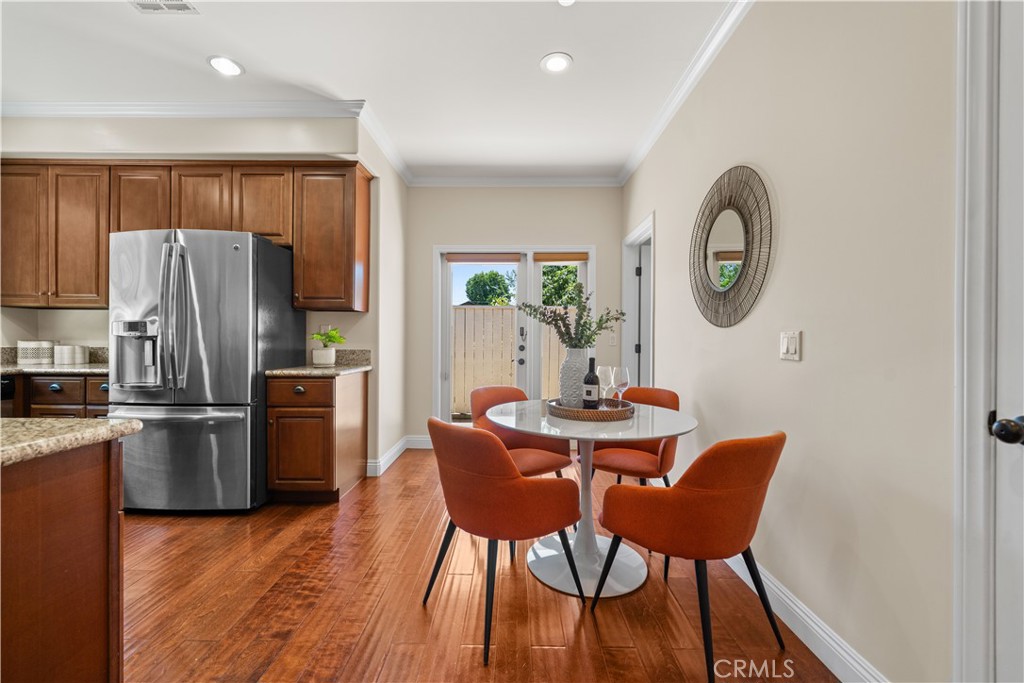 2438 Oneida Street, Unit D Pasadena, CA 91107 - Photo 10 of 45