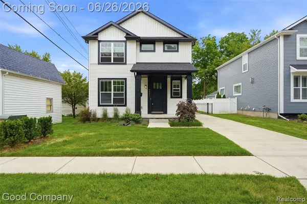 $525,000 | 8431 Kenberton Street, Oak Park, MI 48237