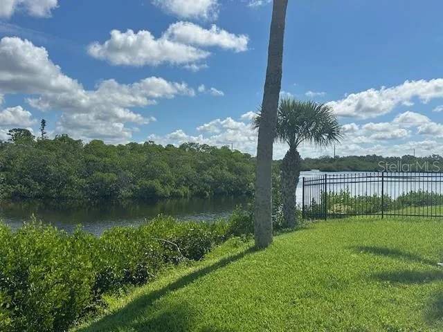 $549,000 | 455 North Shore Drive, Osprey, FL 34229