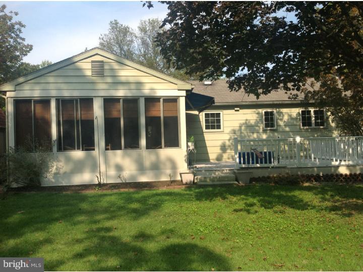 909 Independence Road Norristown, PA 19403 - Photo 4 of 17 Gallery Image 4
