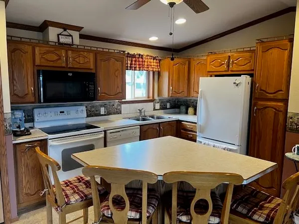 $224,900 | N5101 Lueck Lane, Princeton, WI 54968