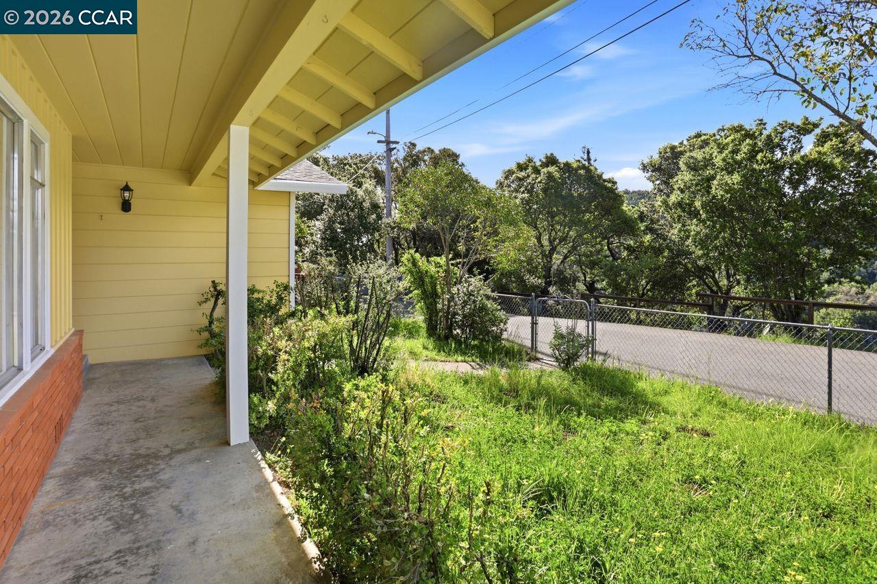 225 Ridgeway Avenue Fairfax, CA 94930 - Photo 29 of 33