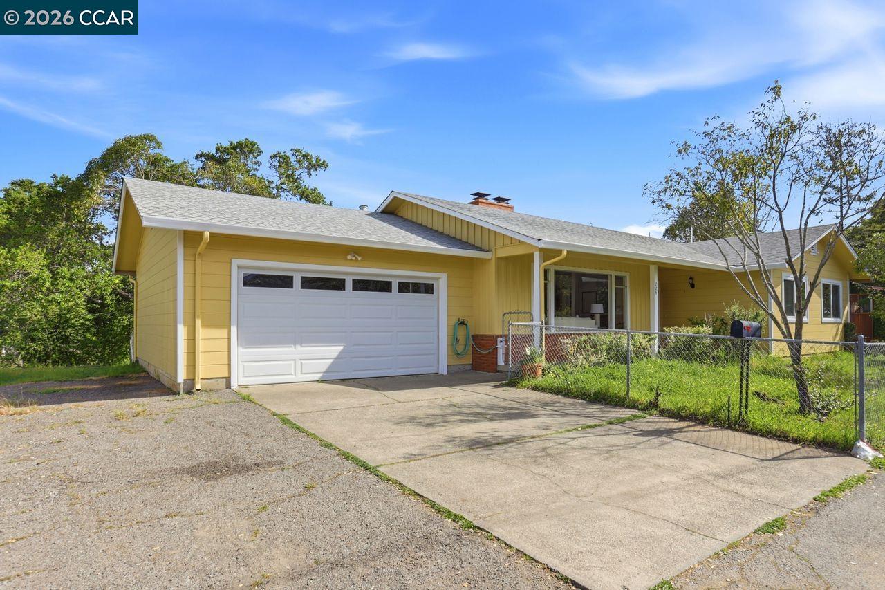 225 Ridgeway Avenue Fairfax, CA 94930 - Photo 4 of 33