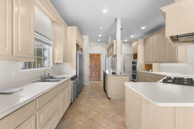 $240,000 | 102 West Caldwood Drive, Beaumont, TX 77707