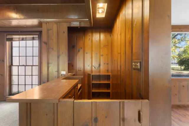 $240,000 | 102 West Caldwood Drive, Beaumont, TX 77707