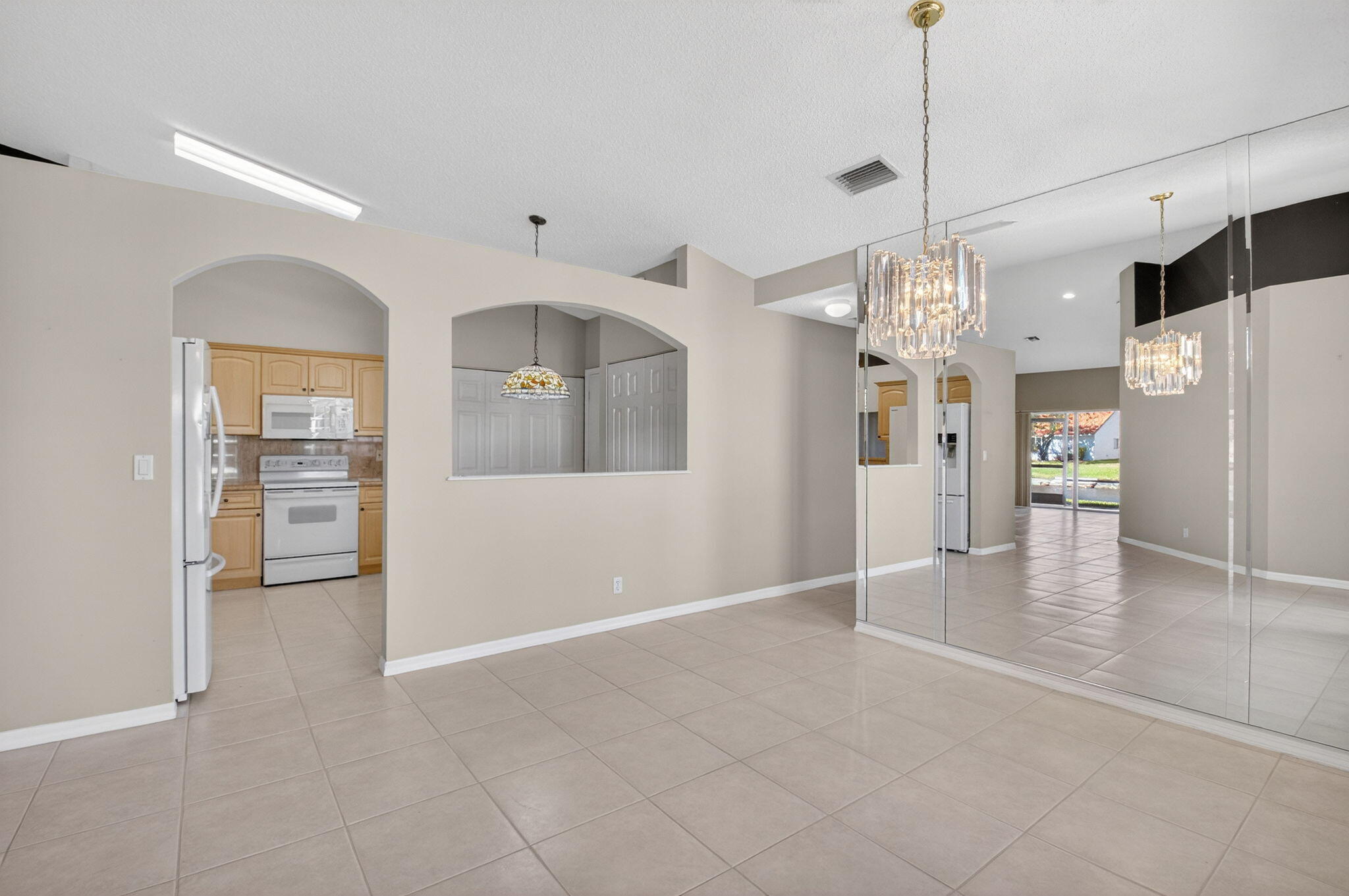 6131 Caladium Road Delray Beach, FL 33484 - Photo 7 of 69 7-web-or-mls-DSC_8087