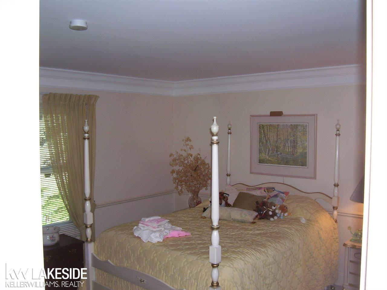1079 Hemlock Drive Rochester, MI 48307 - Photo 27 of 43