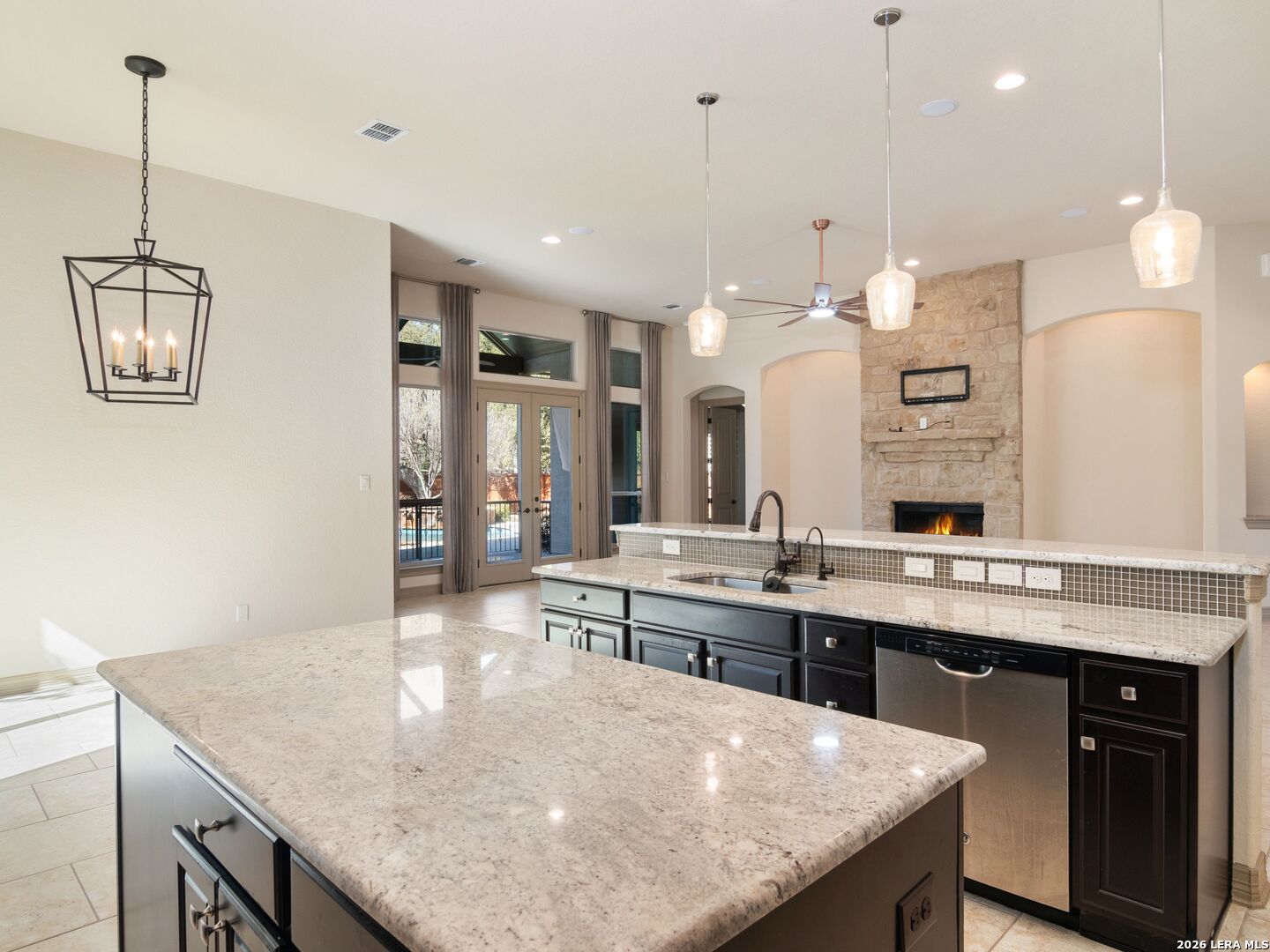 30142 Setterfeld Circle Fair Oaks Ranch, TX 78015 - Photo 17 of 45