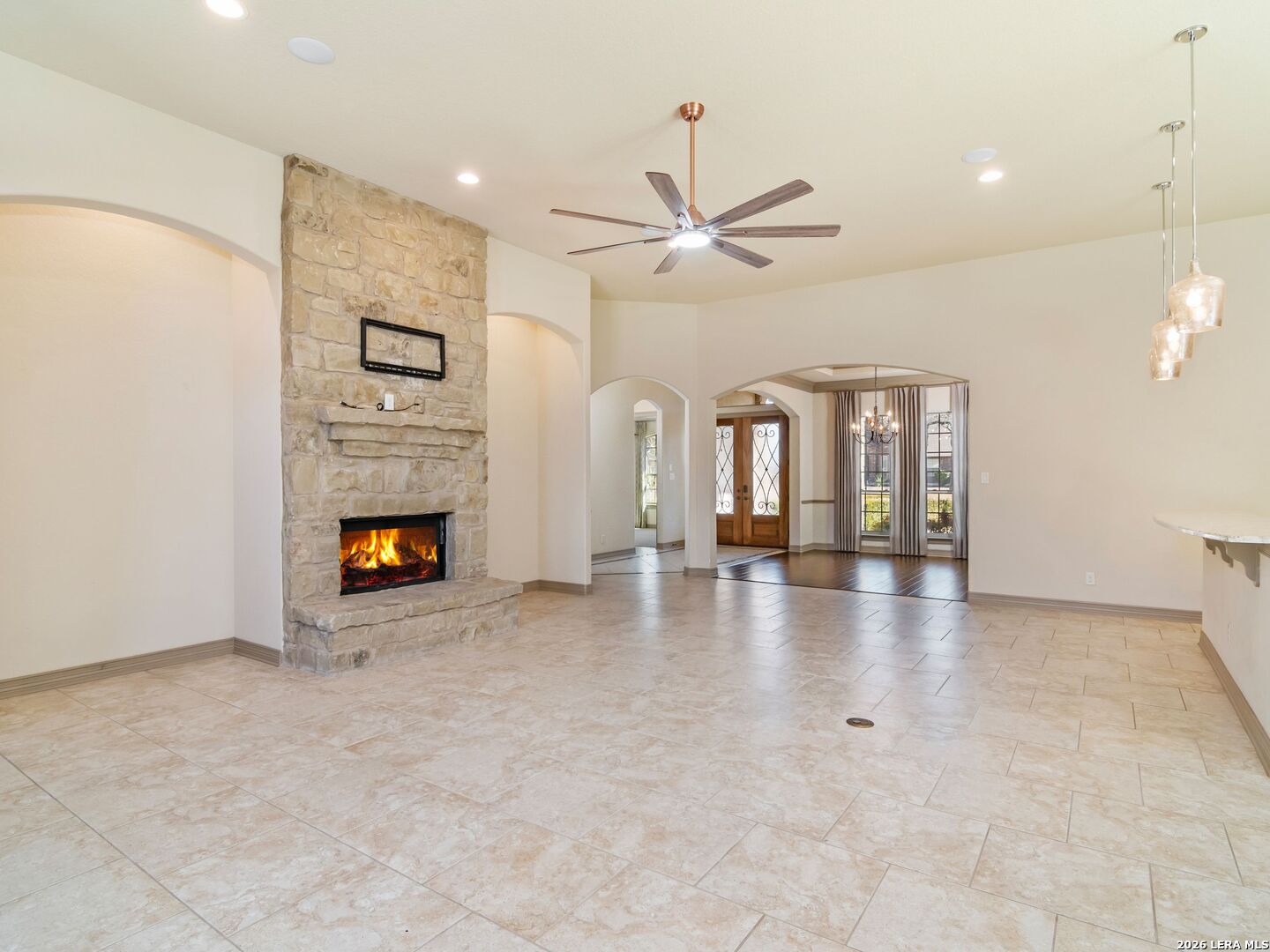 30142 Setterfeld Circle Fair Oaks Ranch, TX 78015 - Photo 6 of 45