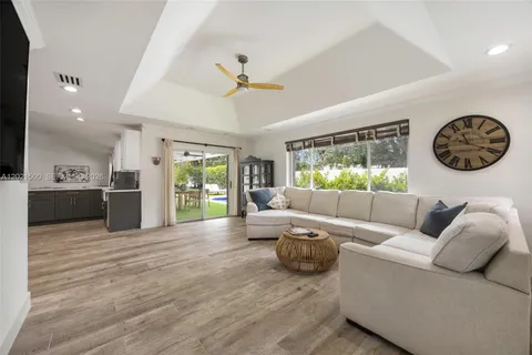 $1,700,000 | 7400 Southwest 170th Terrace, Palmetto Bay, FL 33157