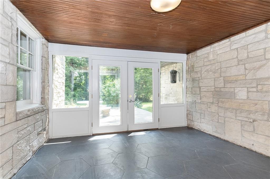 7070 Allisonville Road Indianapolis, IN 46220 - Photo 22 of 31 Gallery Image 22