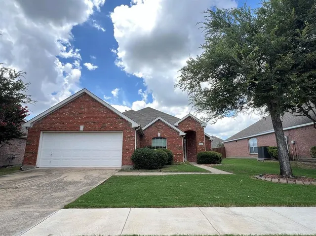 $1,995 | 1041 Wagon Trail Drive, Little Elm, TX 75068
