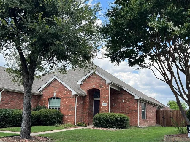 $1,995 | 1041 Wagon Trail Drive, Little Elm, TX 75068