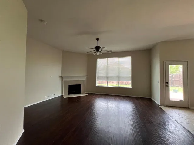 $1,995 | 1041 Wagon Trail Drive, Little Elm, TX 75068