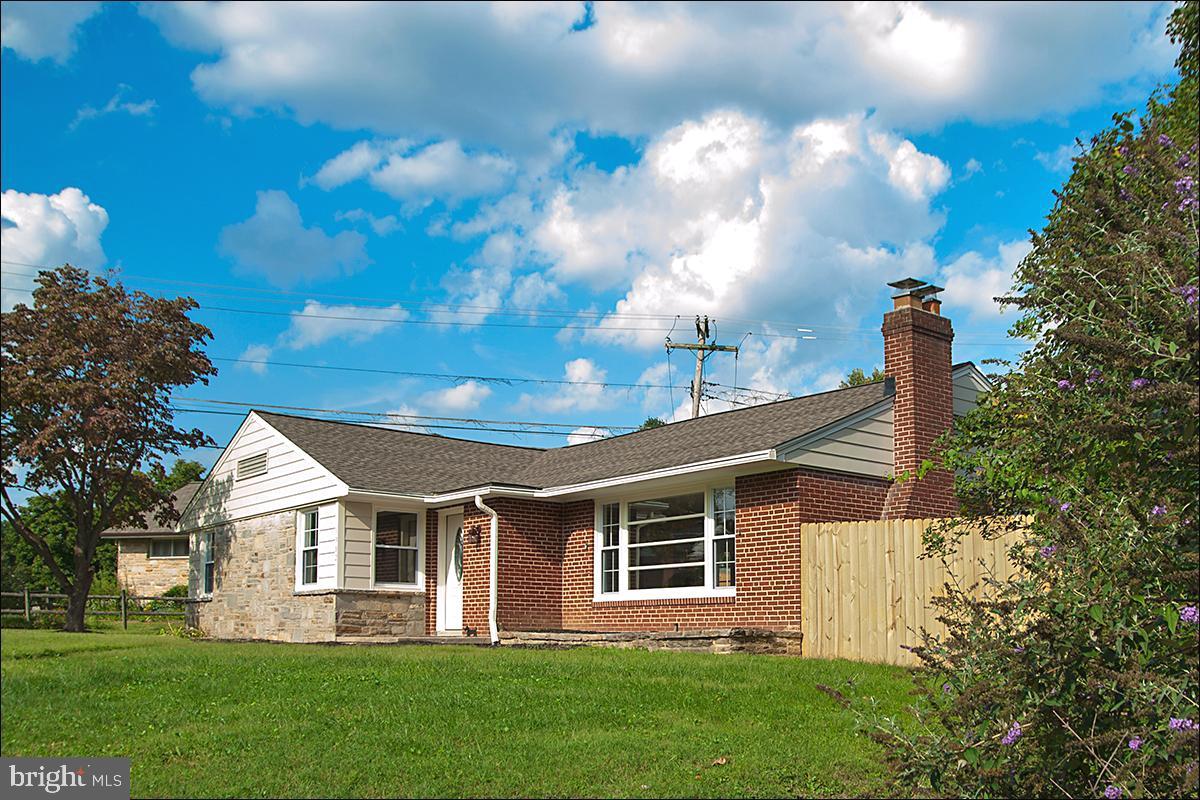 1302 Glendale Road Baltimore, MD 21239 - Photo 2 of 28