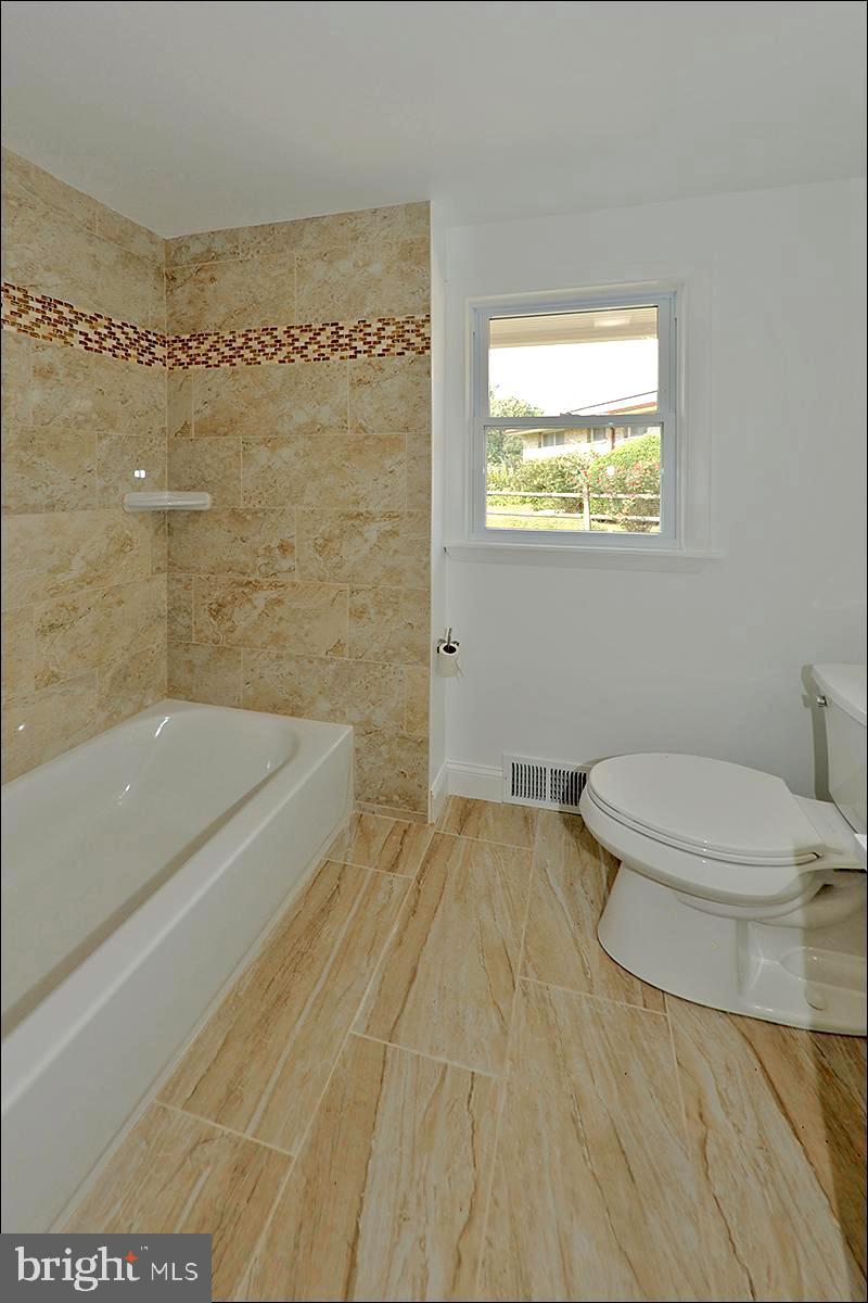 1302 Glendale Road Baltimore, MD 21239 - Photo 14 of 28