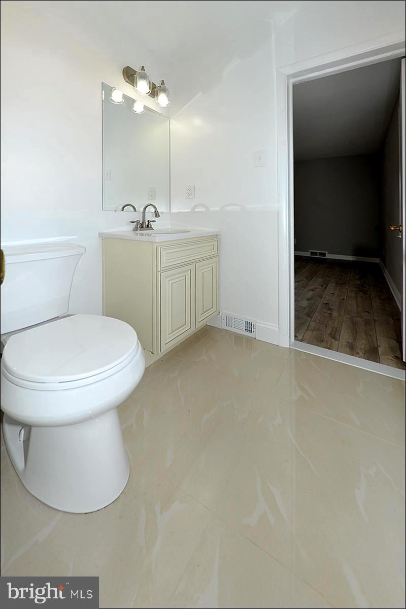 1302 Glendale Road Baltimore, MD 21239 - Photo 15 of 28
