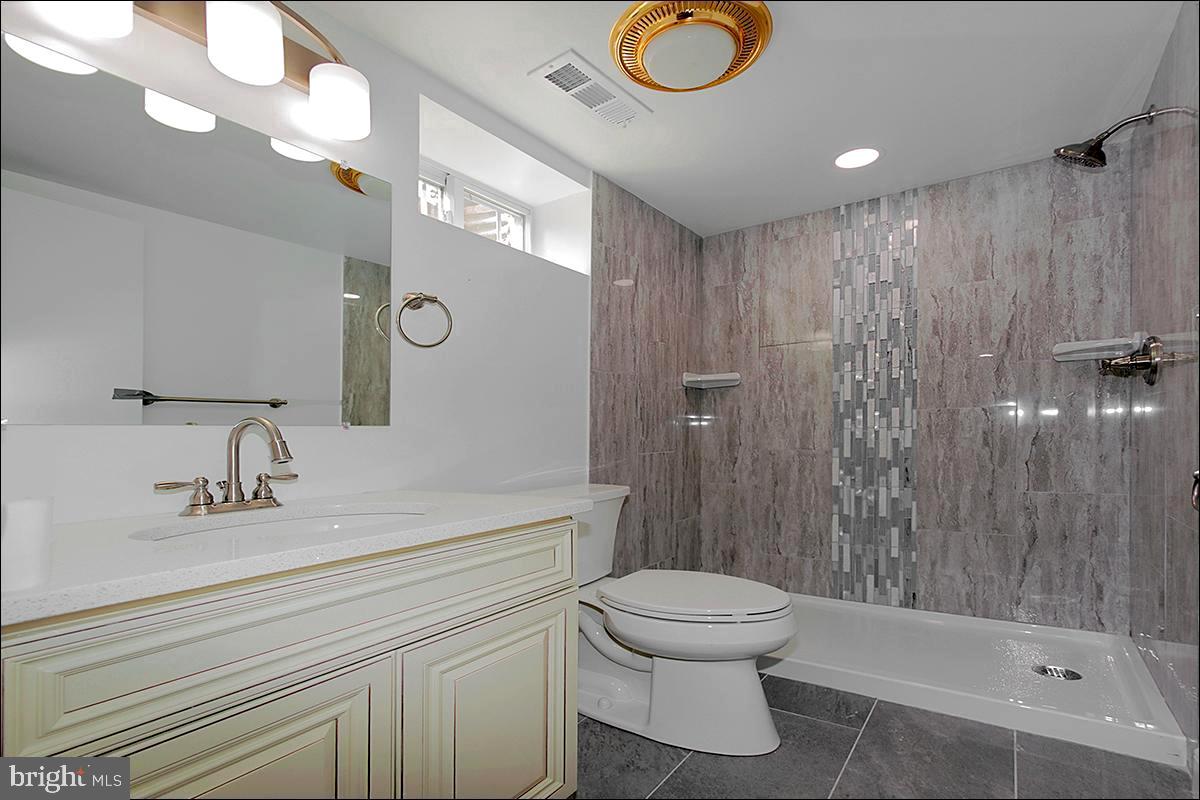 1302 Glendale Road Baltimore, MD 21239 - Photo 22 of 28