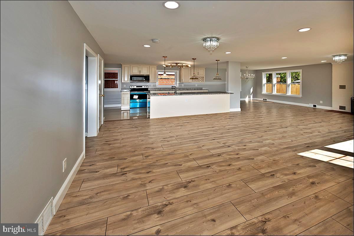 1302 Glendale Road Baltimore, MD 21239 - Photo 8 of 28
