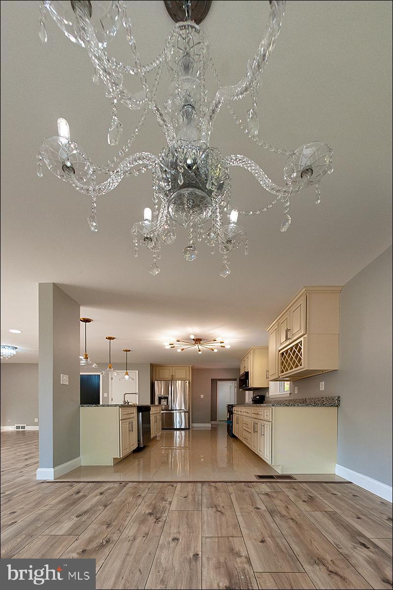 1302 Glendale Road Baltimore, MD 21239 - Photo 10 of 28