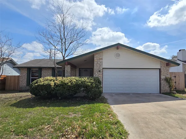 $2,600 | 12013 Grey Rock Lane, Austin, TX 78750