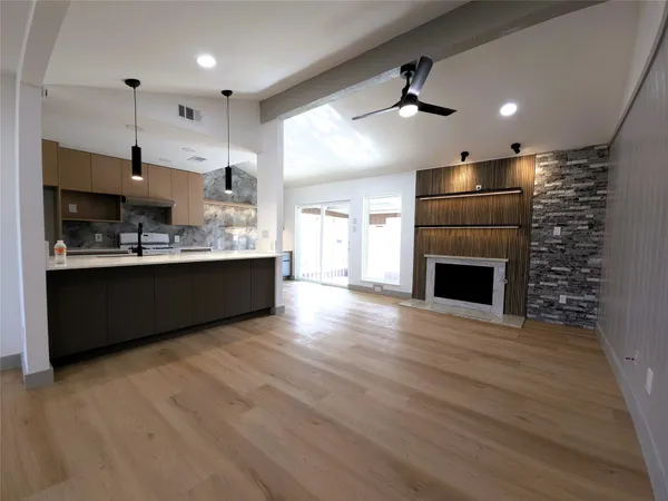 $2,600 | 12013 Grey Rock Lane, Austin, TX 78750