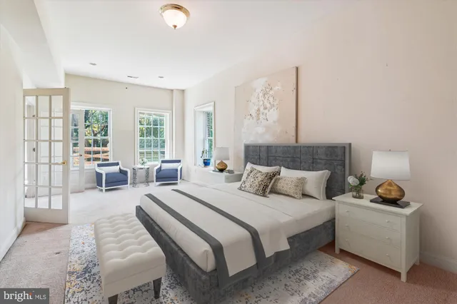 $2,100,000 | 6975 Idylwood Road, Falls Church, VA 22043