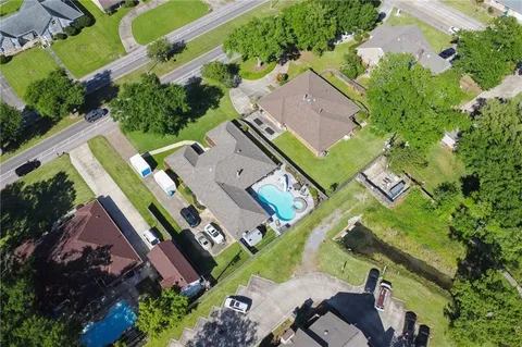 $414,000 | 2014 Ormond Boulevard, Destrehan, LA 70047